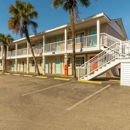 Oyo Hotel Myrtle Beach Kings Hwy Exterior photo